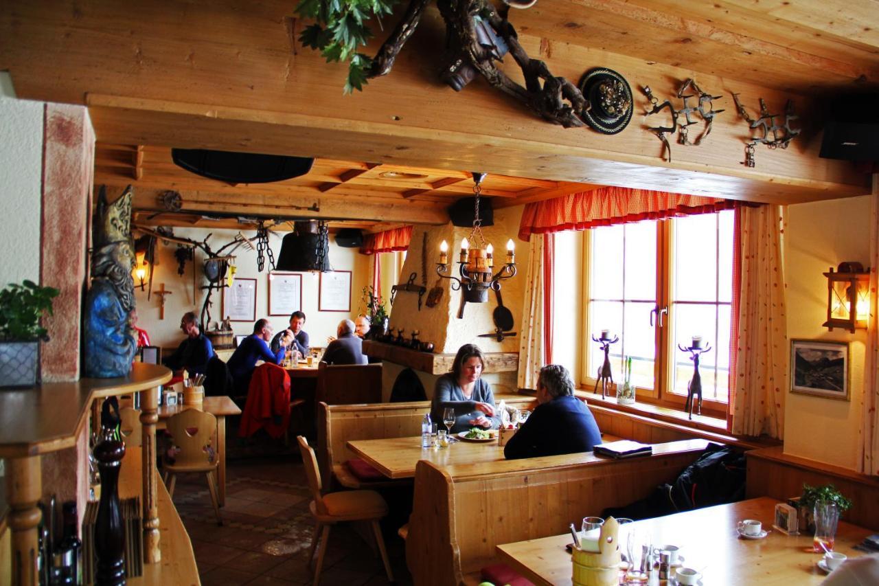 Hotel Garni - Restaurant Kaminstube St. Anton am Arlberg Exterior foto