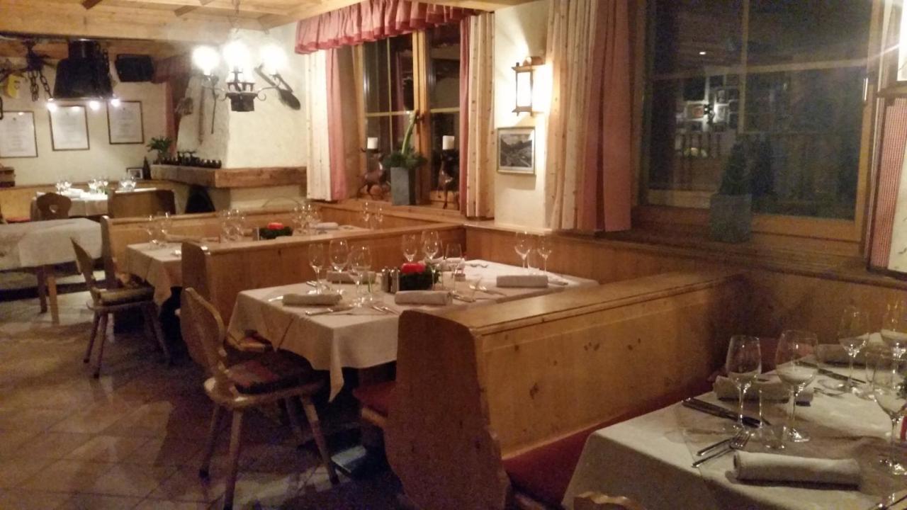 Hotel Garni - Restaurant Kaminstube St. Anton am Arlberg Exterior foto