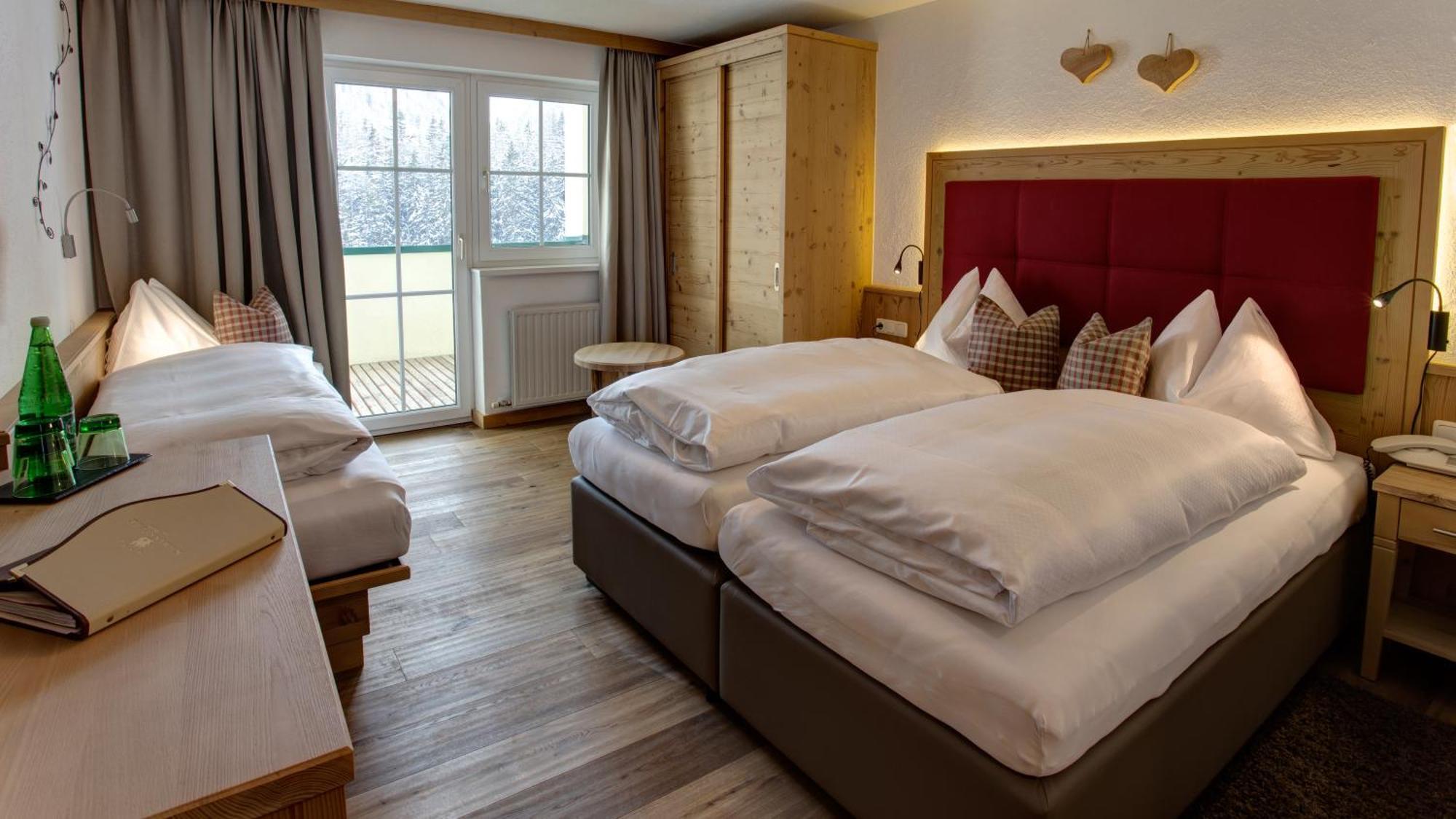 Hotel Garni - Restaurant Kaminstube St. Anton am Arlberg Zimmer foto