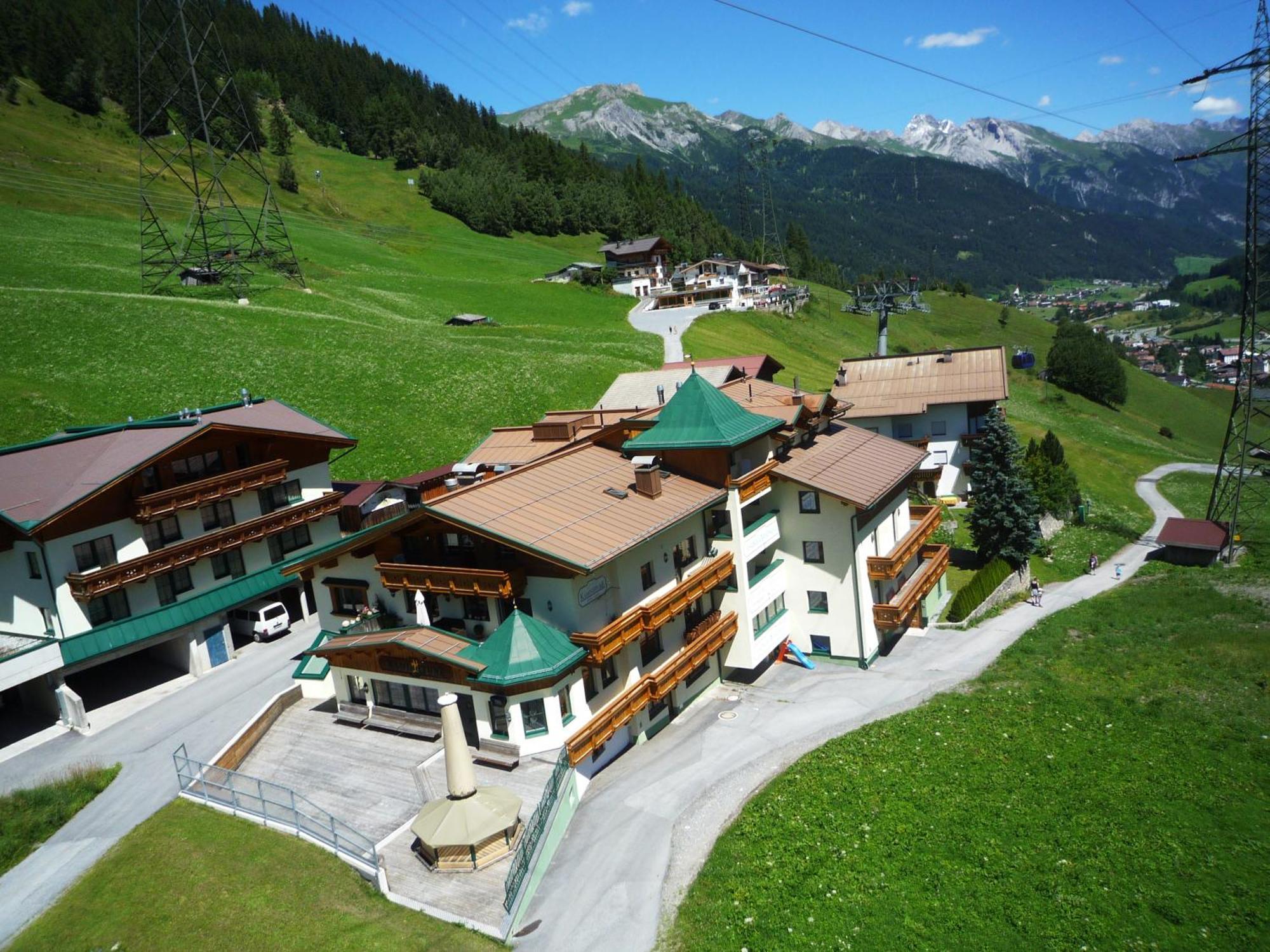Hotel Garni - Restaurant Kaminstube St. Anton am Arlberg Exterior foto